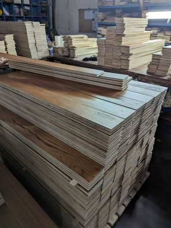 Fabrication_lames_de_parquet_contrecolle_-_3.jpg