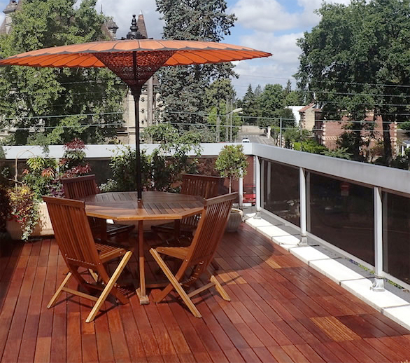 Illustration Terrasse avec dalles